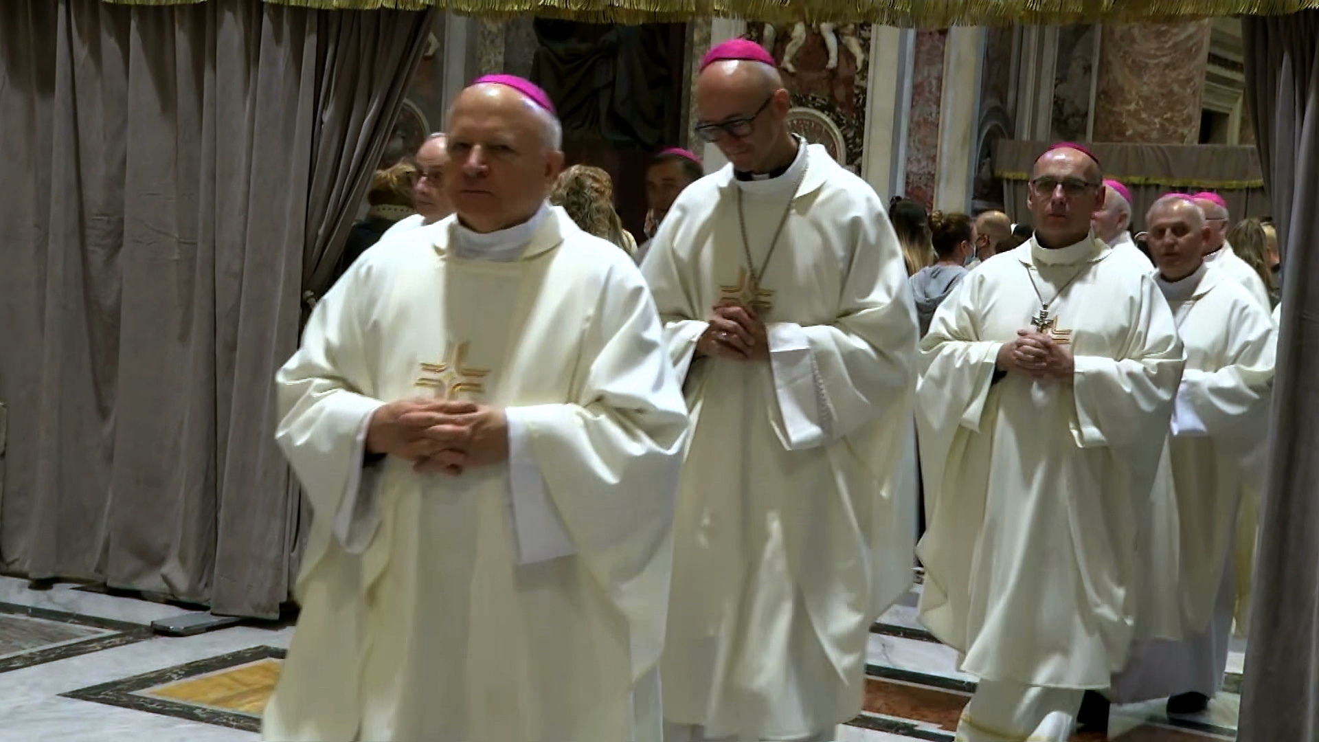 Pierwsza grupa polskich biskupów zakończyła wizytę u papieża Franciszka