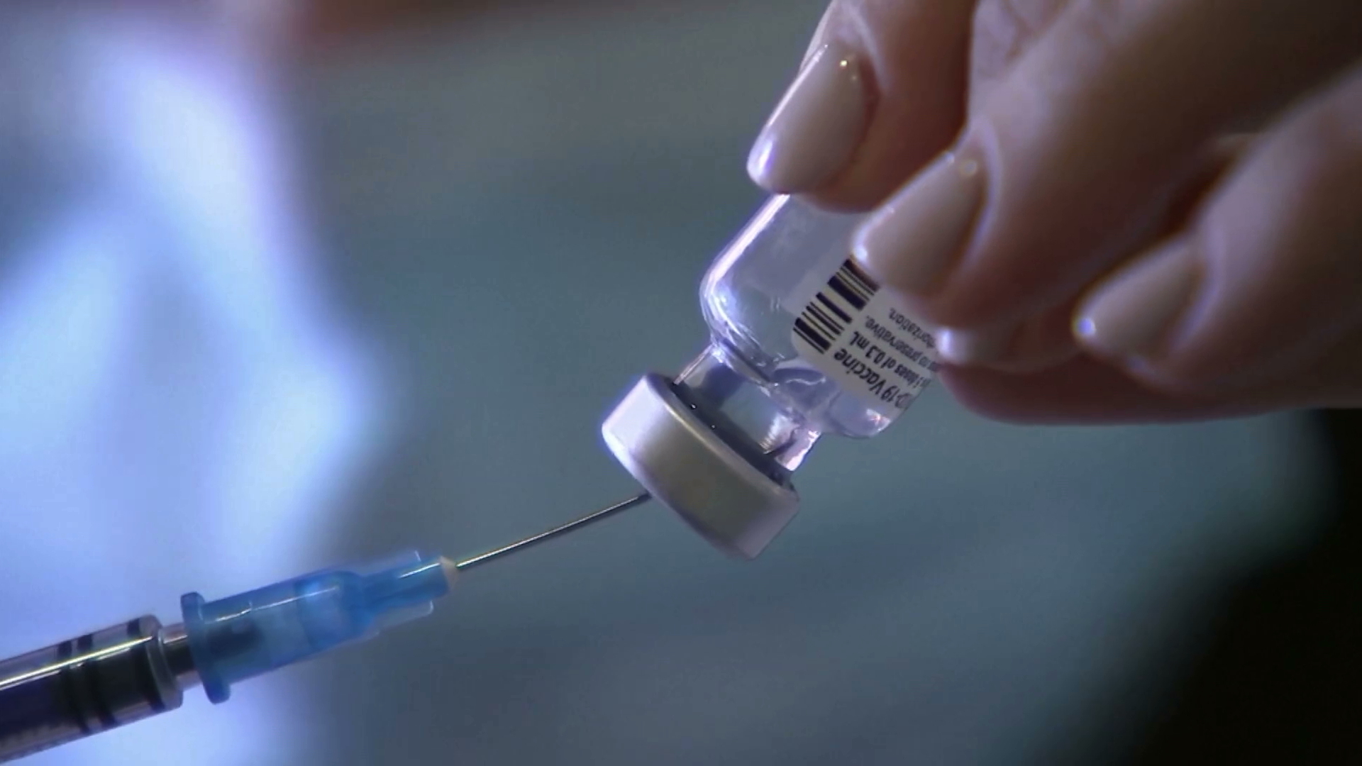 Skuteczność szczepionki Pfizera wobec wariantów. Najnowsze dane z Izraela