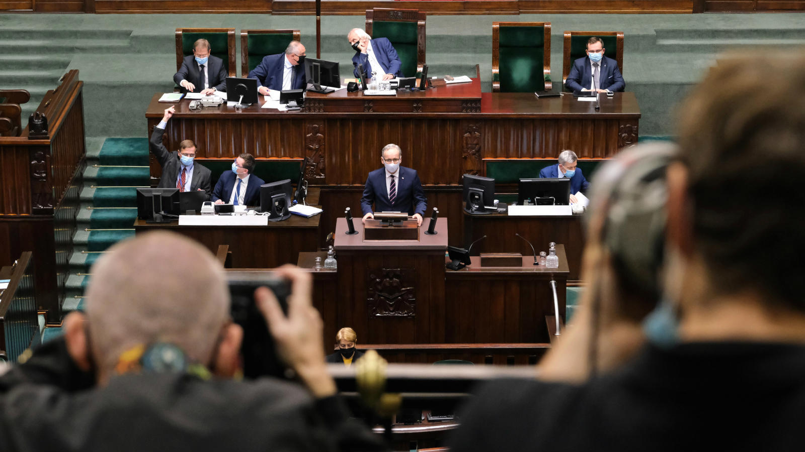 22.10.2020 | Sejm zdecydował w sprawie projektu ustawy covidowej. Większość poprawek opozycji odrzucono