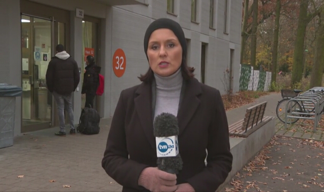 Relacja reporterki TVN24 z ośrodka dla uchodźców w Berlinie 