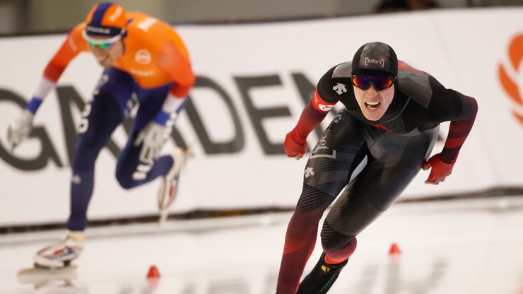 MŚ w łyżwiarstwie szybkim: Wygrana Holandii po dyskwalifikacji Kanady