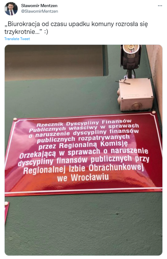 Tablica z nazwą organu we Wrocławiu budząca zaciekawienie internautów