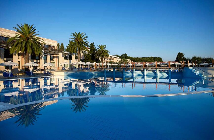 ALPHA HOTELS Roda Beach Resort & Spa (ex Mitsis Roda Beach Resort & Spa)